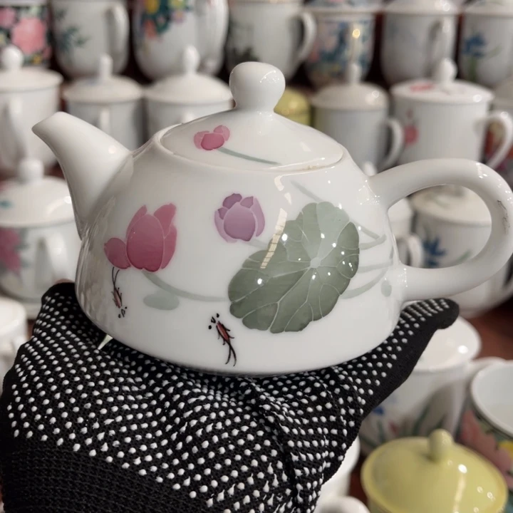 陶瓷醴陵手绘釉下五彩茶壶，2等