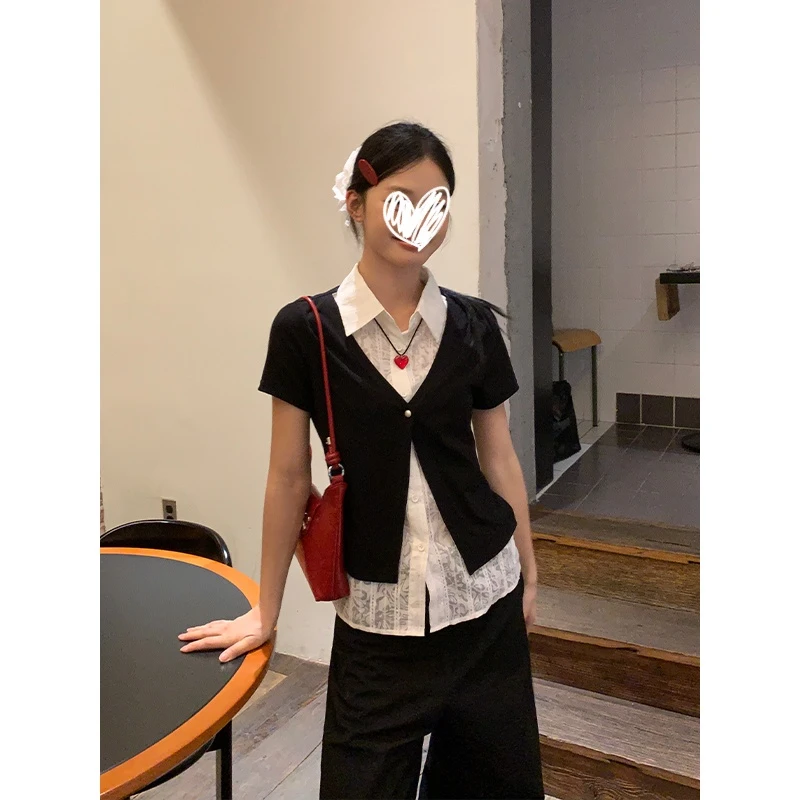 2025年夏季新款美式复古黑色领拼接蕾丝镂空假两件叠穿女上衣