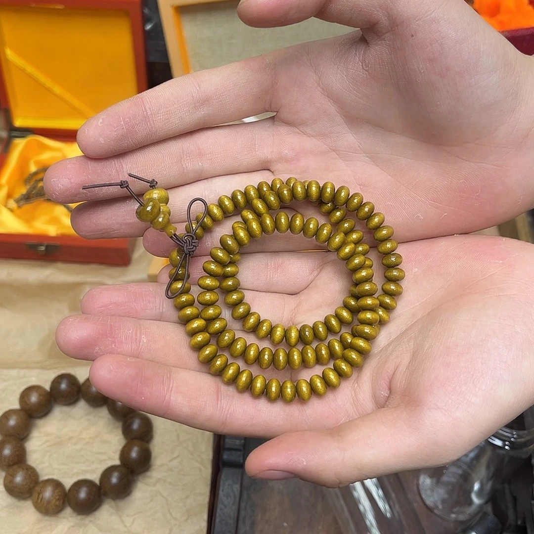 大叶紫檀（黑酸枝木类）