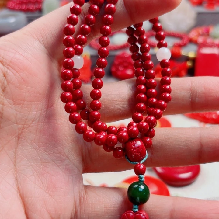 橄榄核吊坠多样性