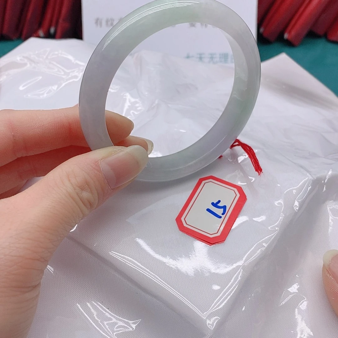 翡翠手镯未镶嵌路**-155555555