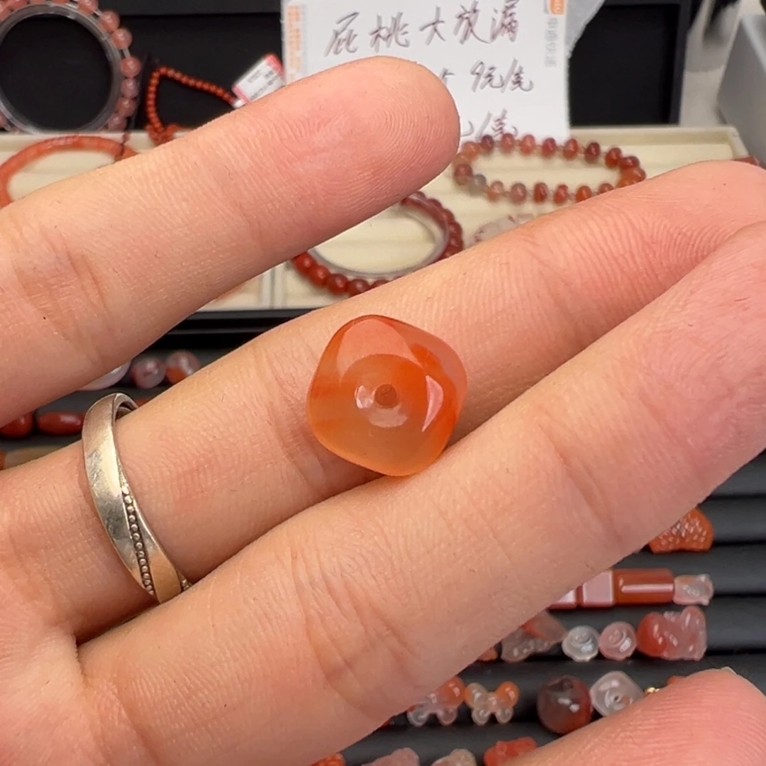 南红玛瑙未镶嵌颈饰方扣