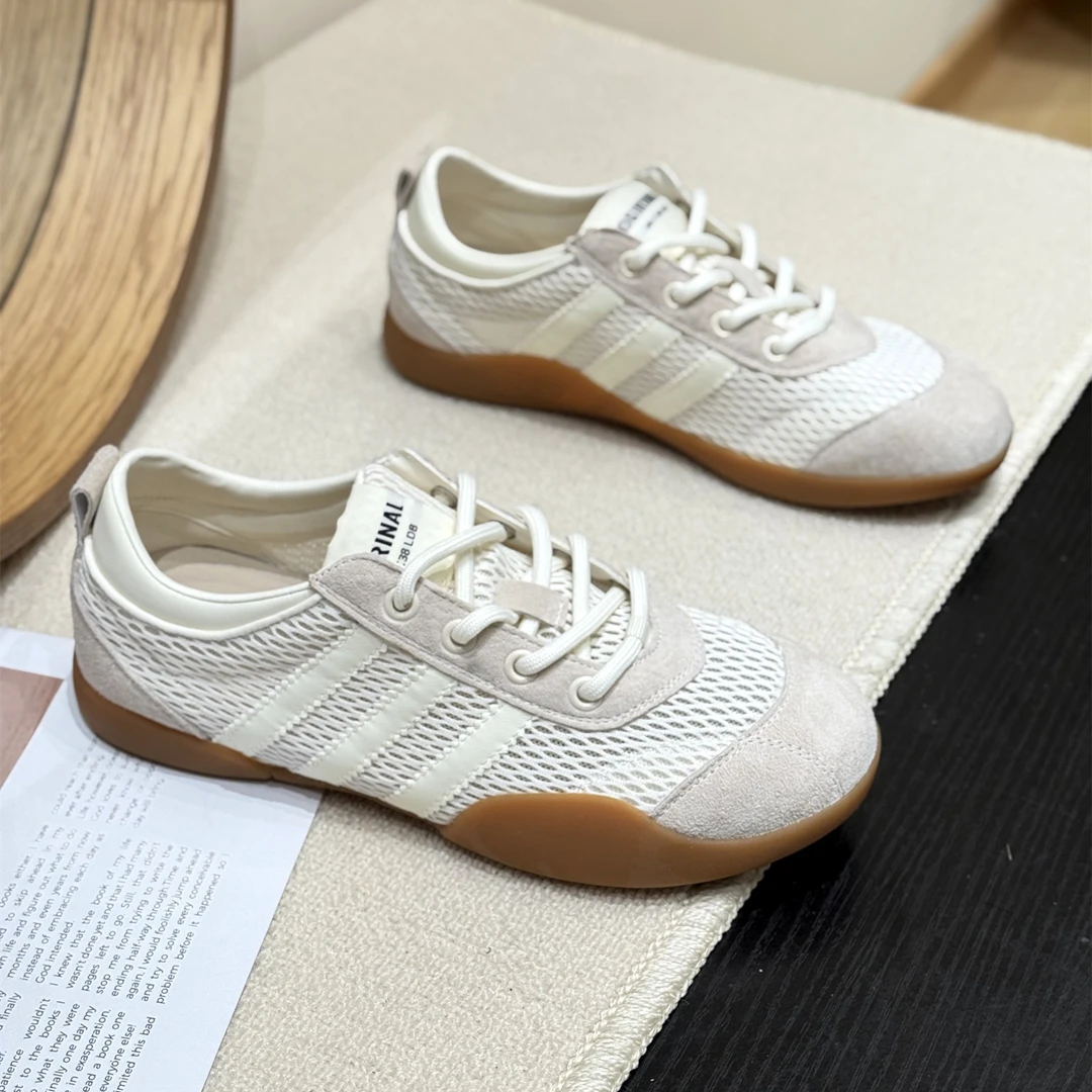 真皮时髦显瘦透气镂空德训鞋女2025新款夏网面平底超火运动阿甘鞋