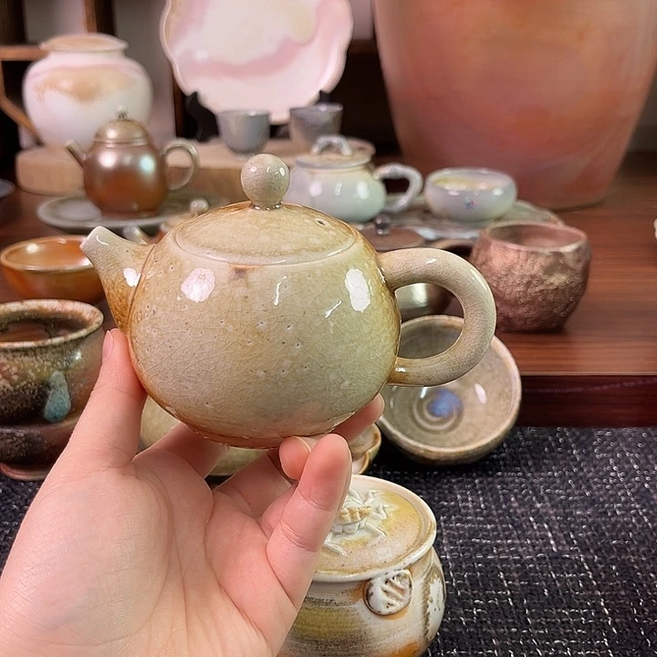 柴烧中白泥微瑕西施壶