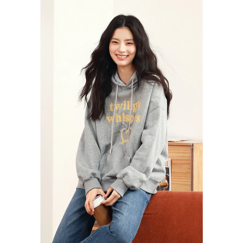 诗凡黎植绒撞色字母卫衣25春新款运动休闲宽松连帽上衣7G1100581