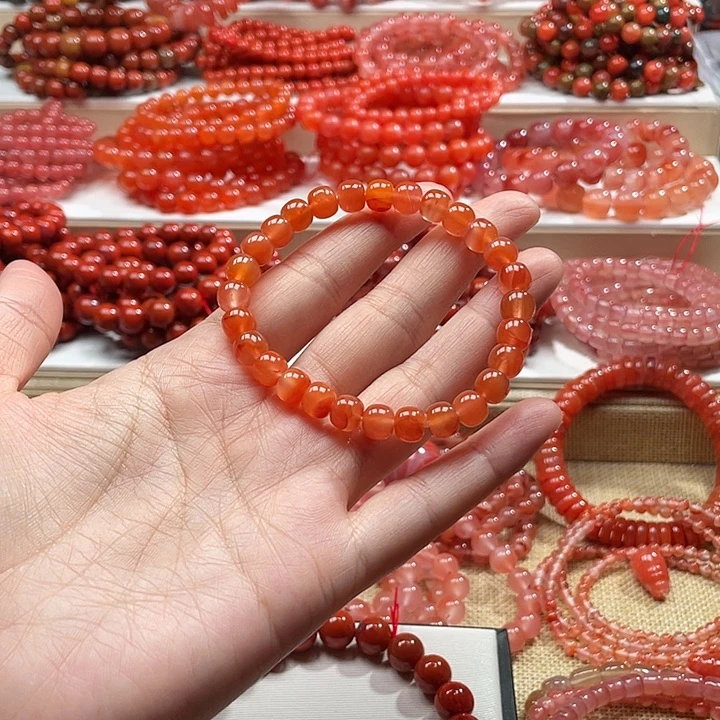 ****南红玛瑙未镶嵌手链