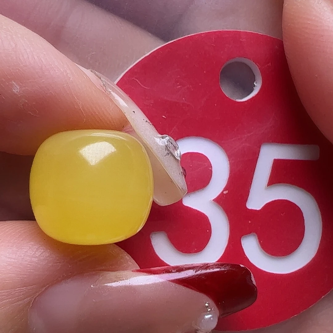 蜜蜡未镶嵌珠宝奇石11.5mm鸡油黄老型