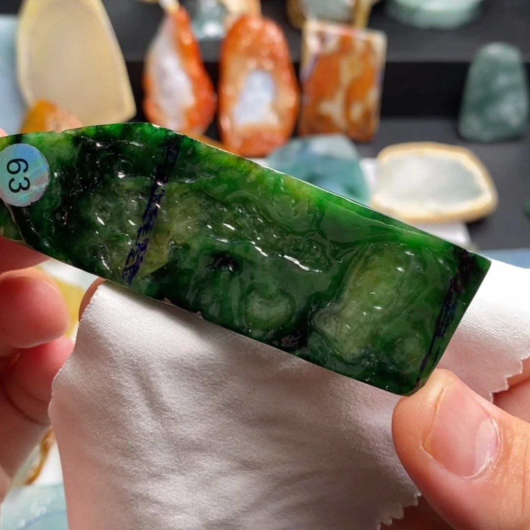 未镶嵌定制翡翠特色黄加绿翡翠材料