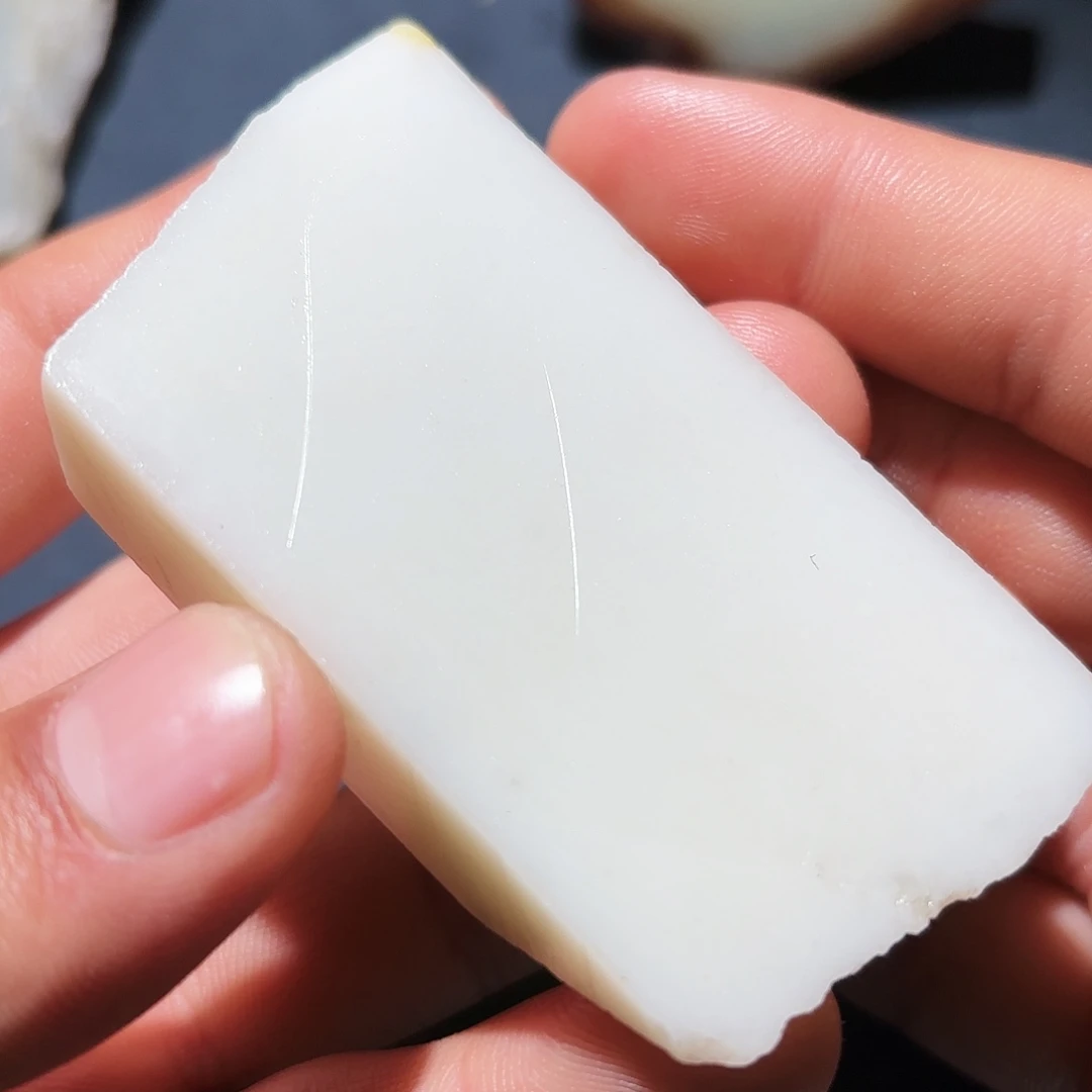 和田玉未镶嵌珠宝奇石