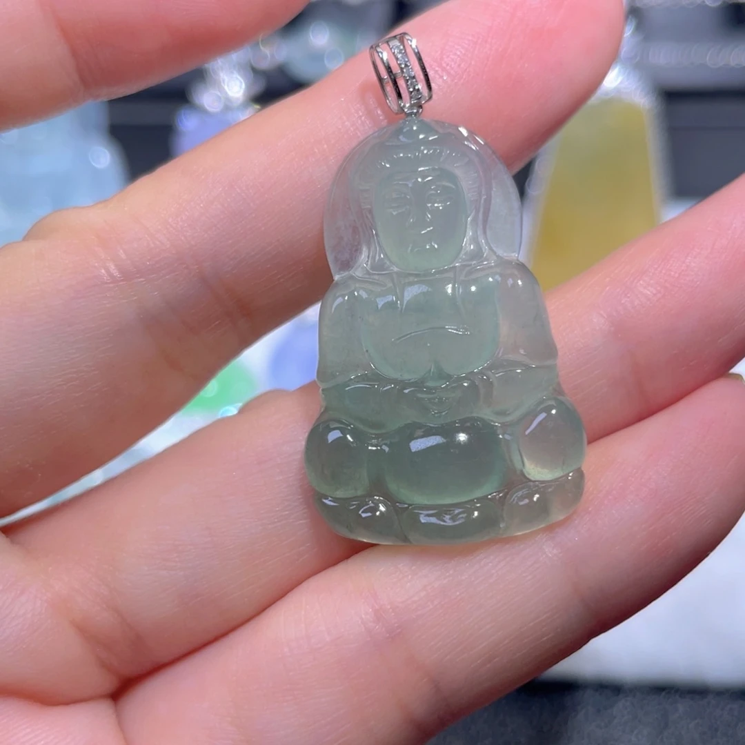 翡翠18K金镶嵌颈饰翡翠
