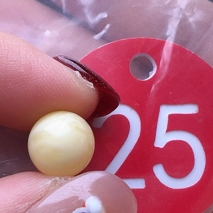 蜜蜡裸石未镶嵌9.8m m