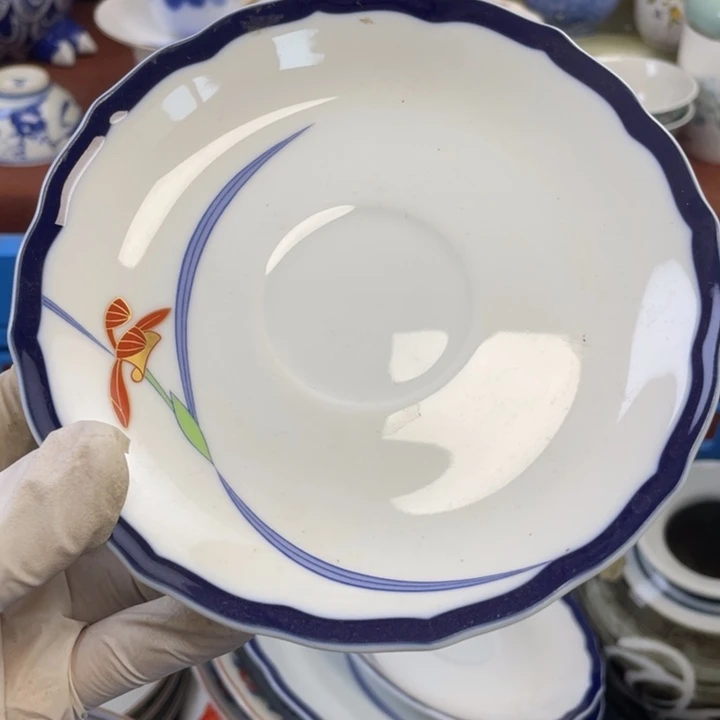 他家瓷器真美…开播了