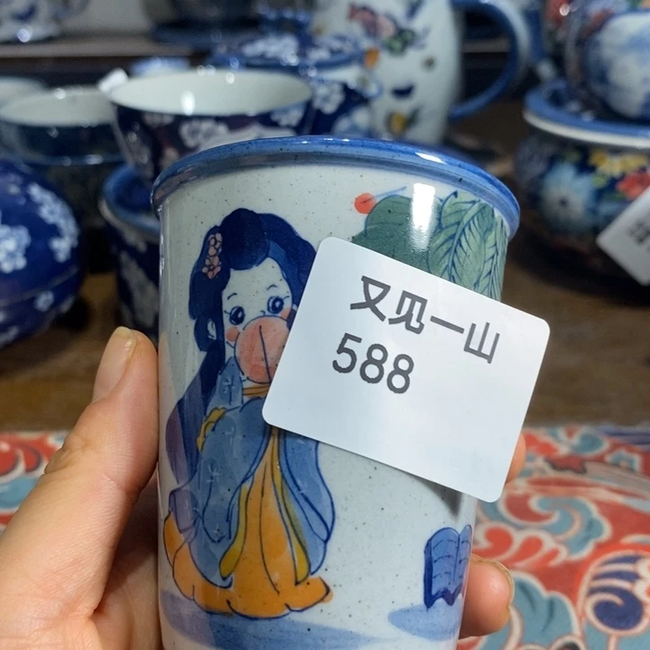 景德镇手绘古风女孩可乐杯