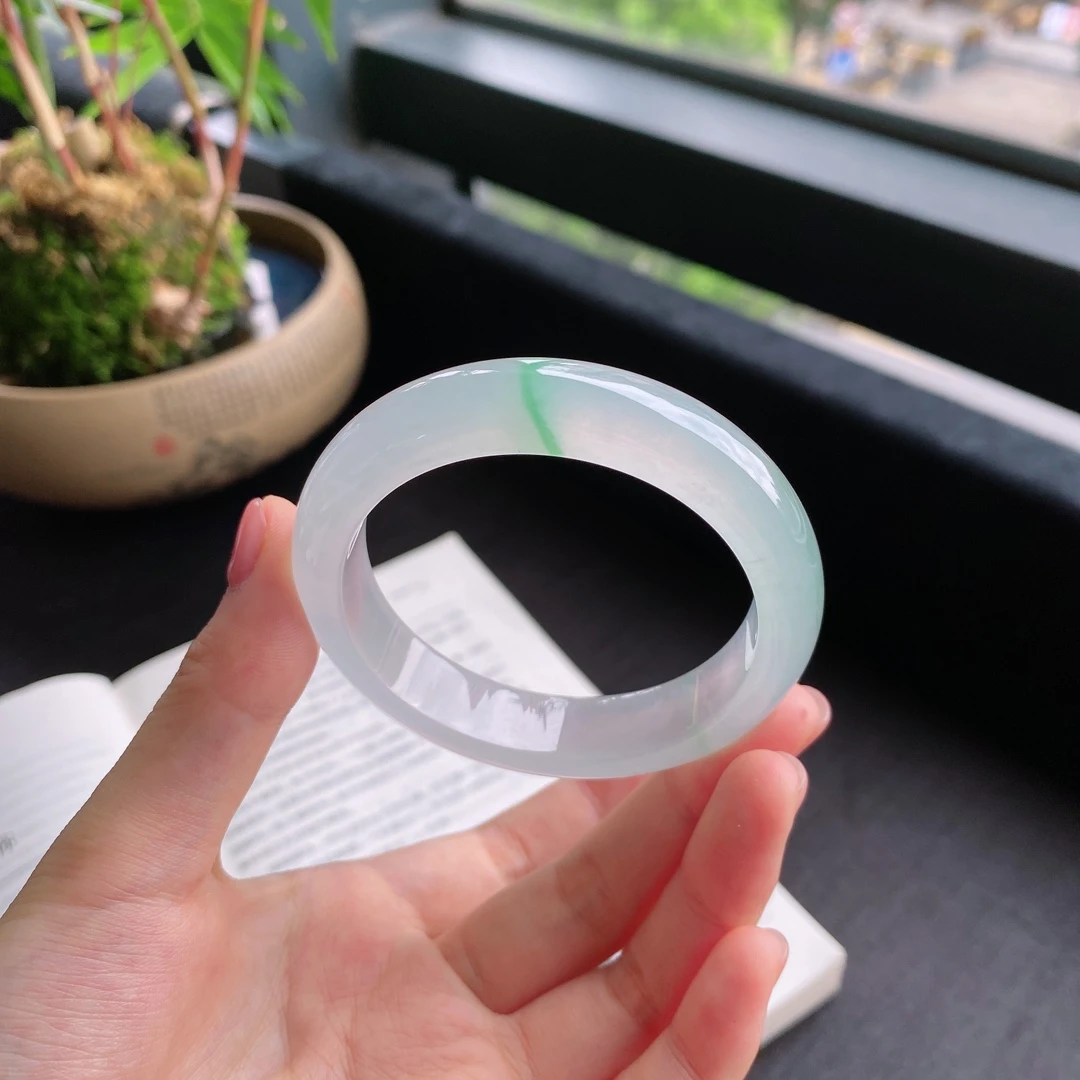 好色珠宝  圈口53缅甸老坑A货冰种阳绿正圈女款翡翠手镯