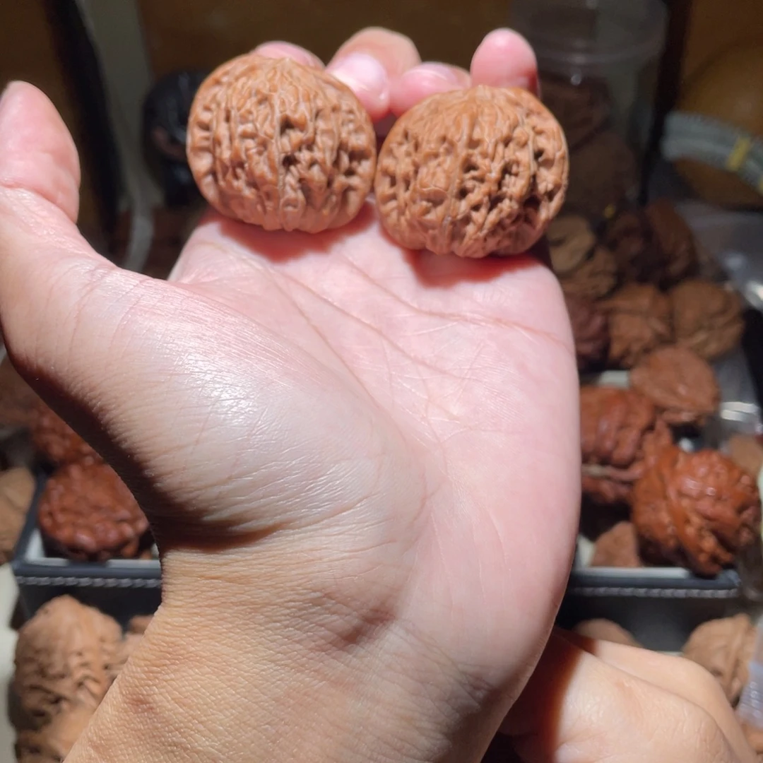 你***个38尺寸全品无修房山蝴蝶磨盘