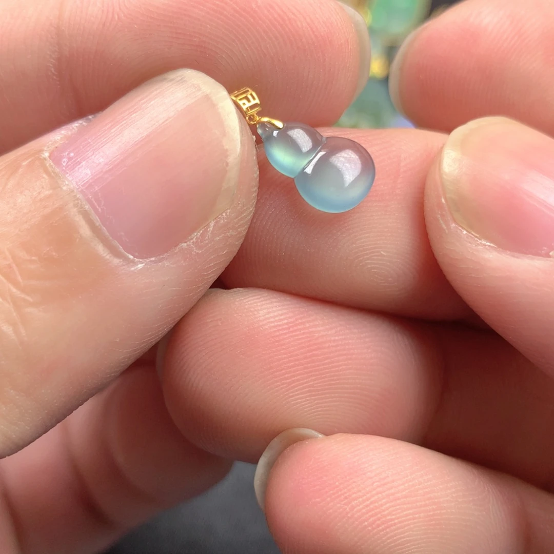 【闪购商品】颈饰18K金镶嵌翡翠翡翠