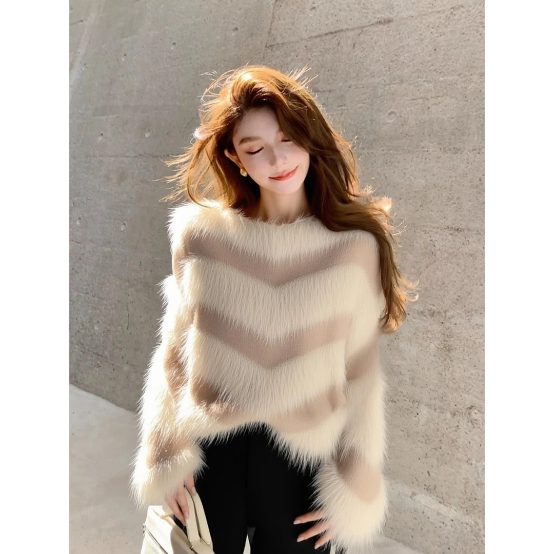 慵懒高级感杏色毛衣女秋冬独特漂亮气质小香风巨好看毛绒针织上衣