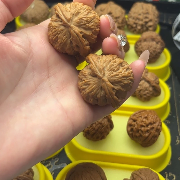 吊坠文玩核桃白狮子