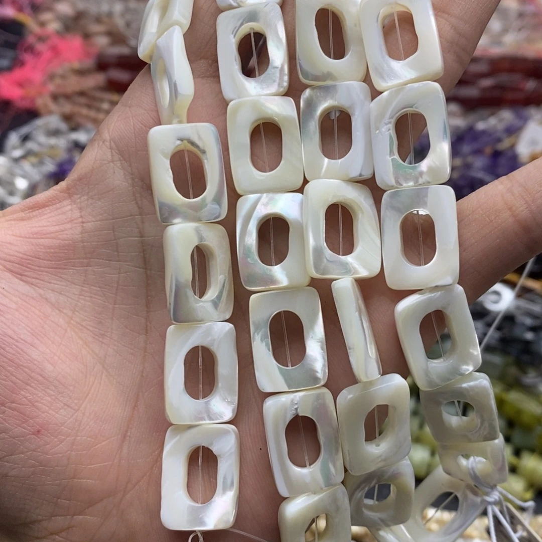 玛瑙/玉髓未镶嵌珠宝半成品四个白马蹄螺方形包珠圈13×19