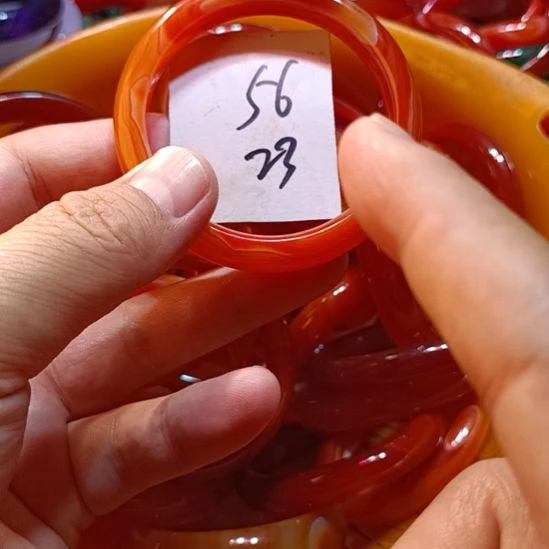 手镯玛瑙/玉髓未镶嵌