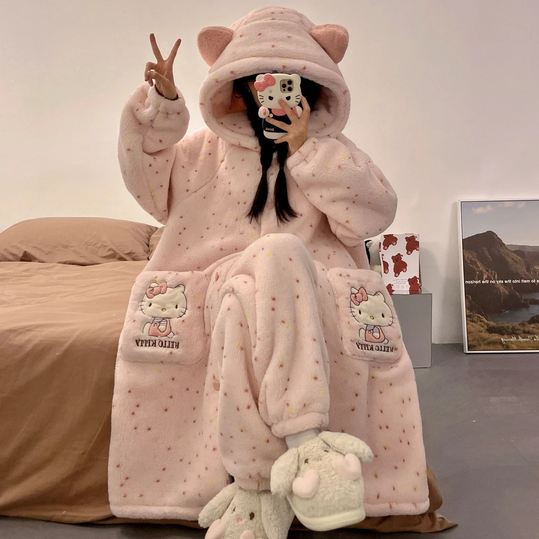 凯蒂猫睡袍女秋冬季珊瑚绒甜美可爱2025新款睡衣女新柔意家居服