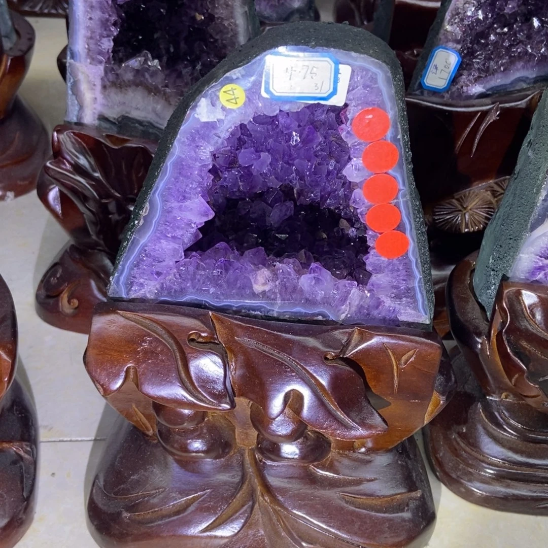紫晶大型摆件（非配饰）未镶嵌潘