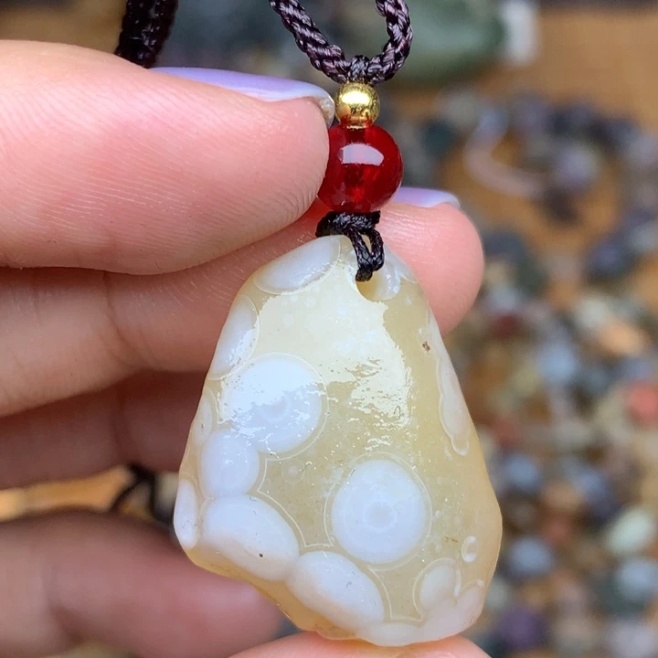 玛瑙/玉髓未镶嵌珠宝半成品