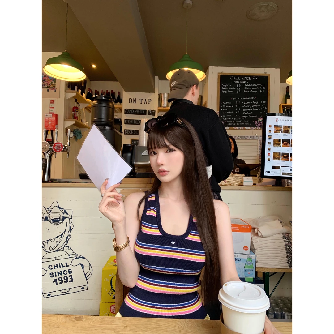 条纹多巴胺大圆领法式背心辣妹风显瘦爱心刺绣针织吊带背心上衣女