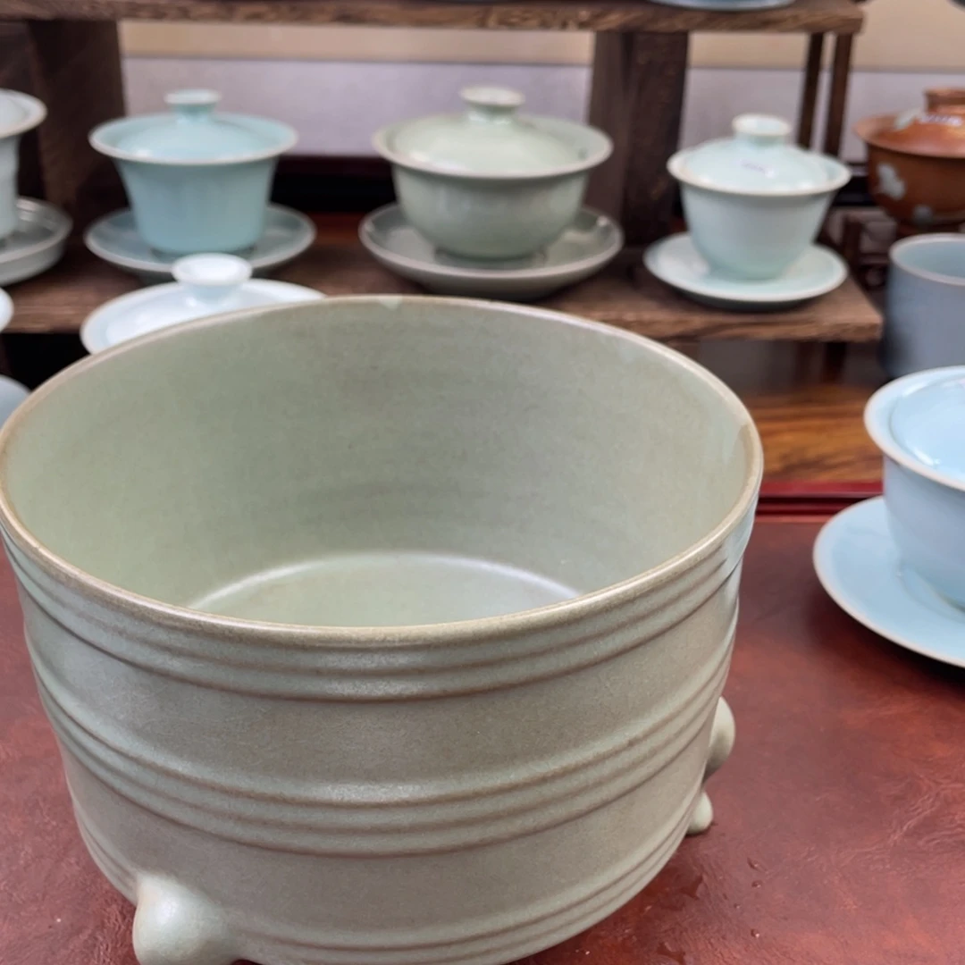 海****头三足。瑕疵…………………………