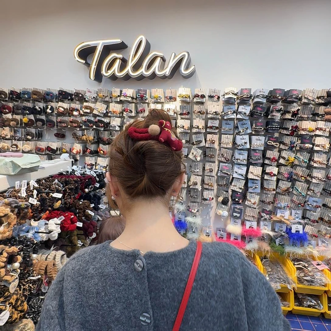 布艺非金属新款小马懒人夹