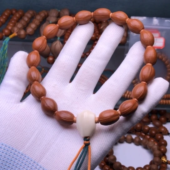 橄榄核手串1.3野生核手持