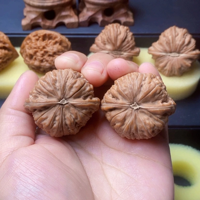 【闪购商品】吊坠文玩核桃39尺平底锅