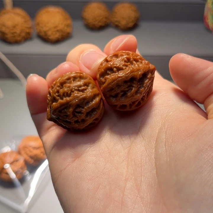 文玩核桃把件桃心678