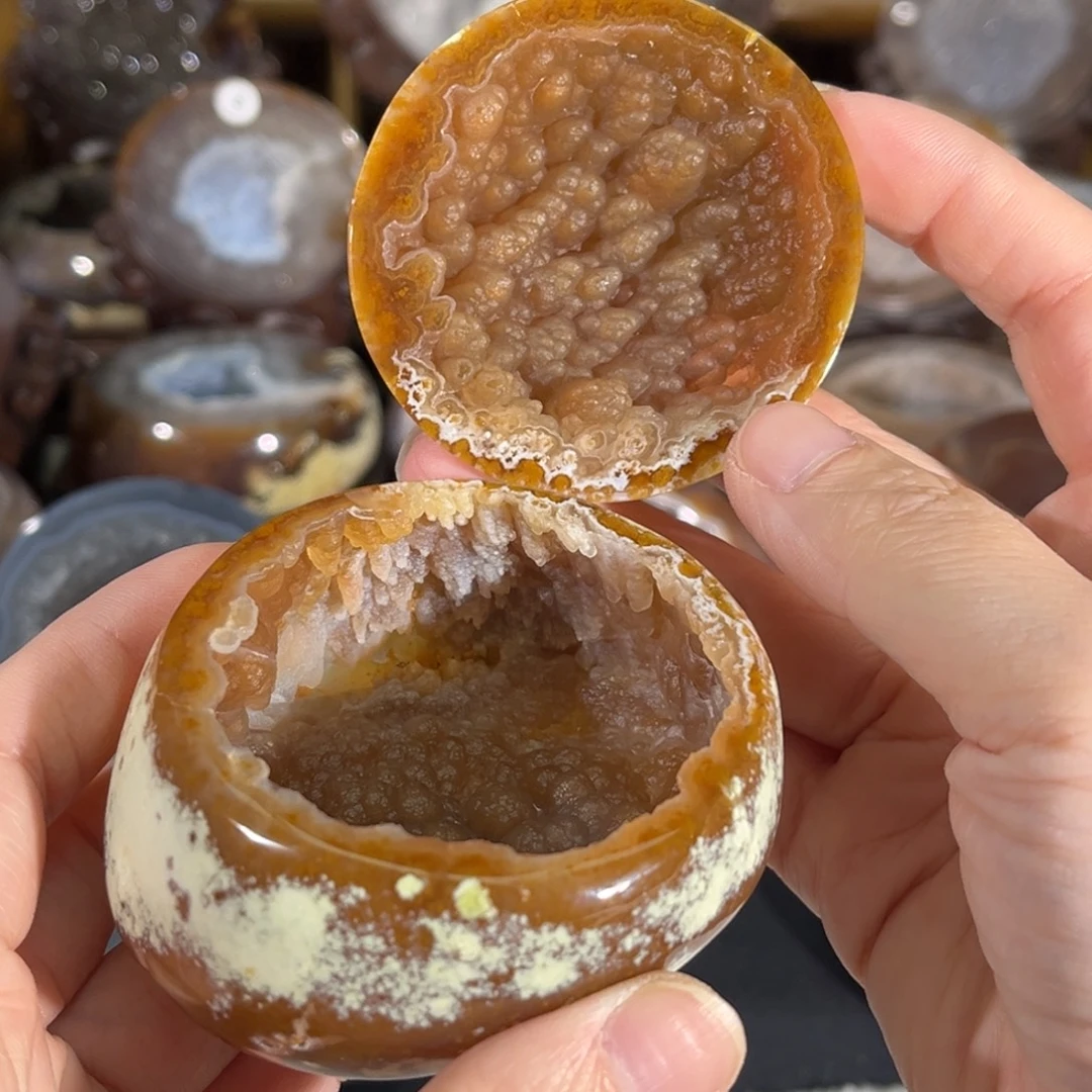 君***見玛瑙/玉髓未镶嵌摆件