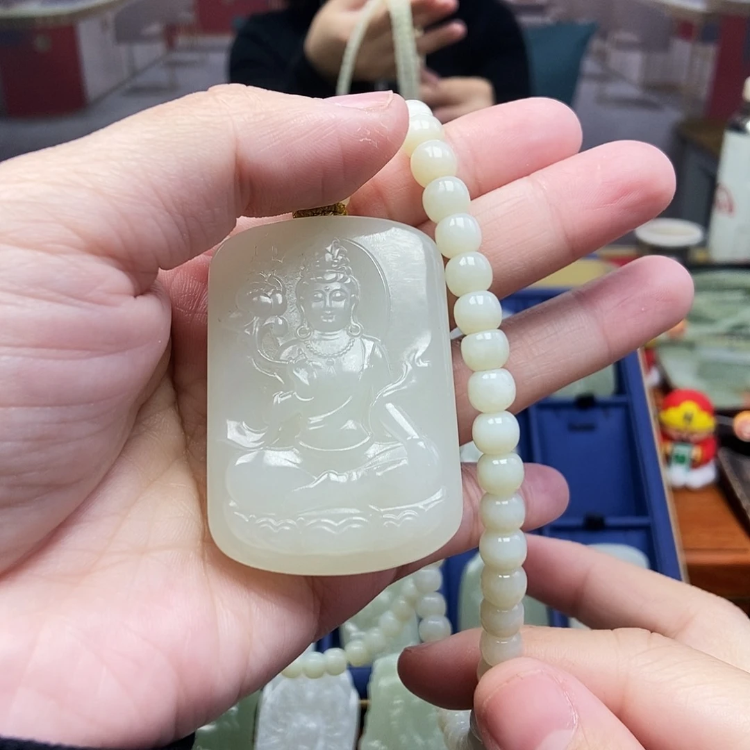 和田玉颈饰未镶嵌随**欲