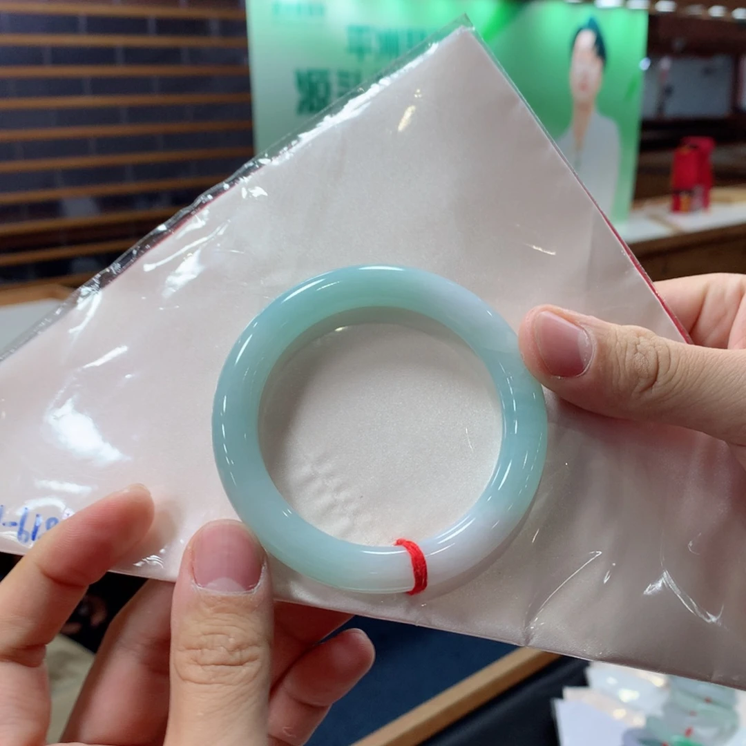 未镶嵌手镯翡翠买断