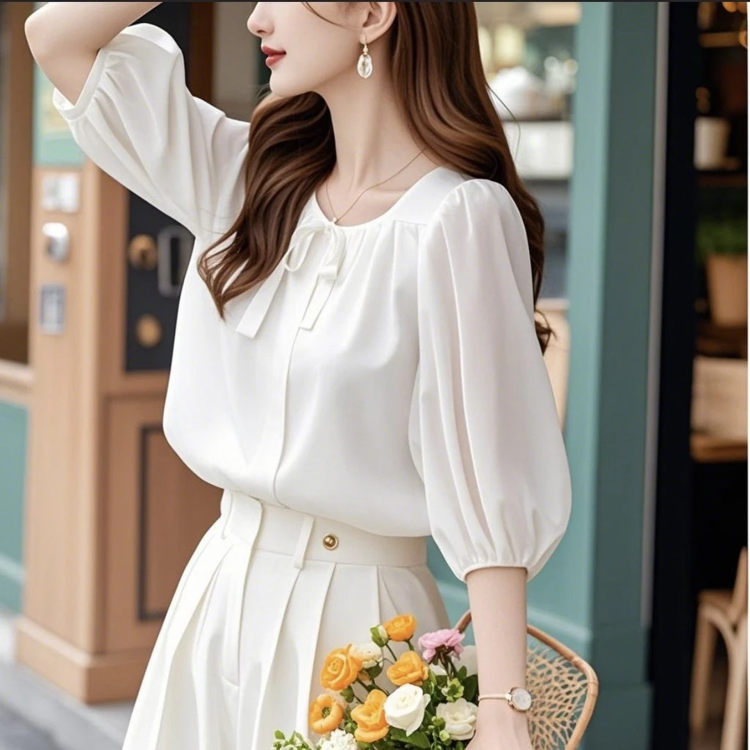 初秋减龄好看的韩系h别致通勤上衣休闲蓝色五分袖雪纺衬衫女款