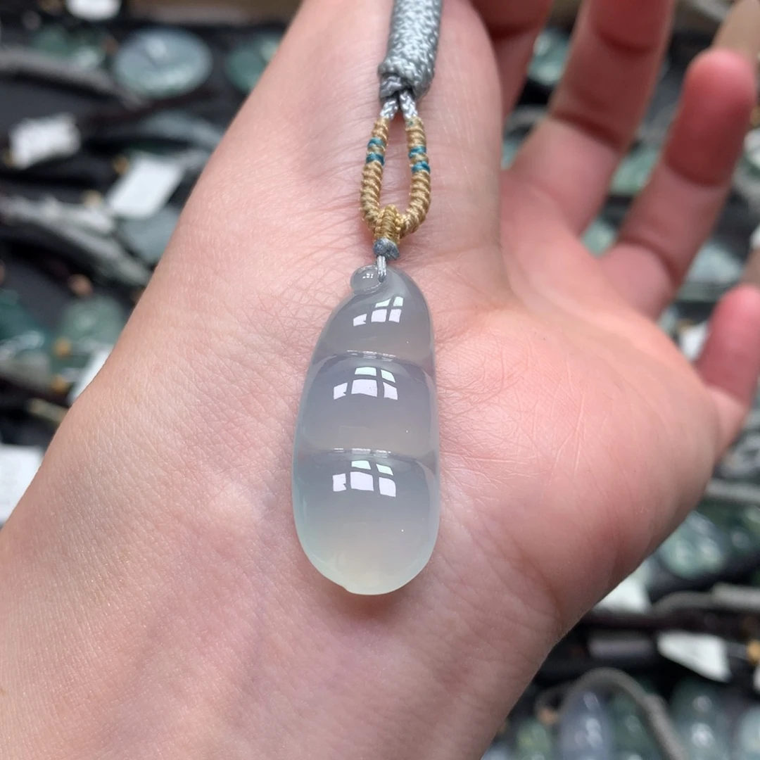 翡翠颈饰未镶嵌000000000000