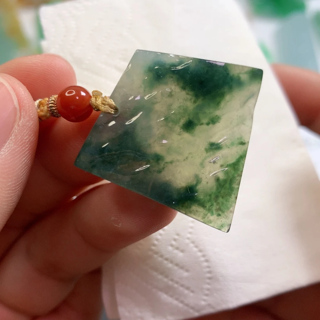 【闪购商品】翡翠吊坠(不含链)未镶嵌