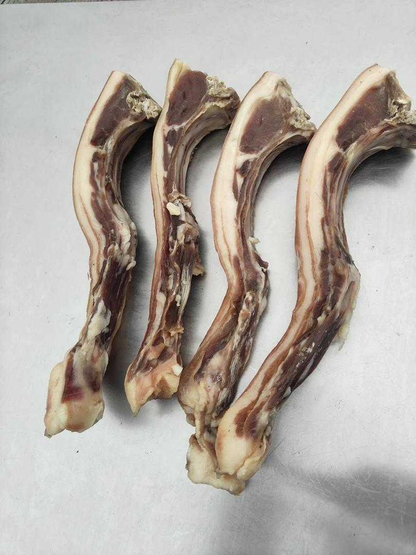 大别山黑猪咸肉带骨五花腊肉传统腌制风味