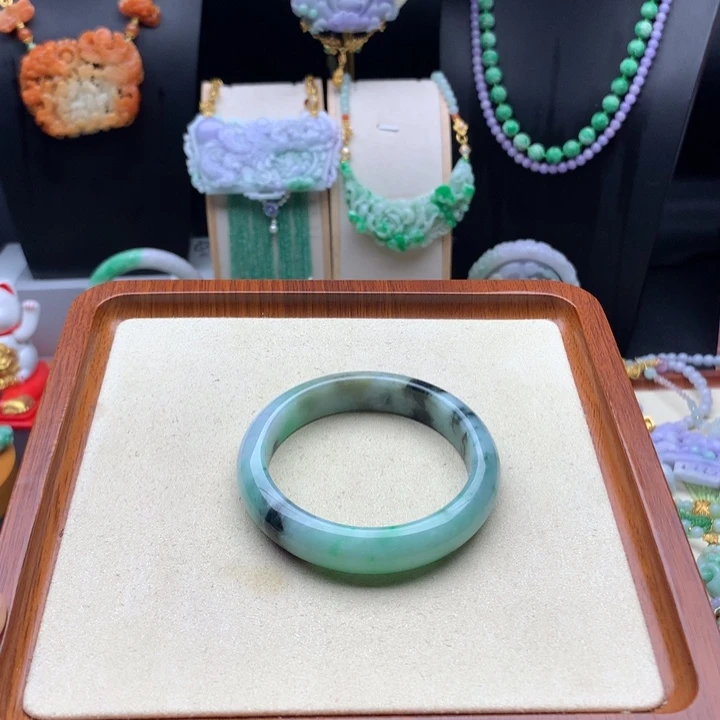 翡翠手镯未镶嵌翡翠手镯58.8