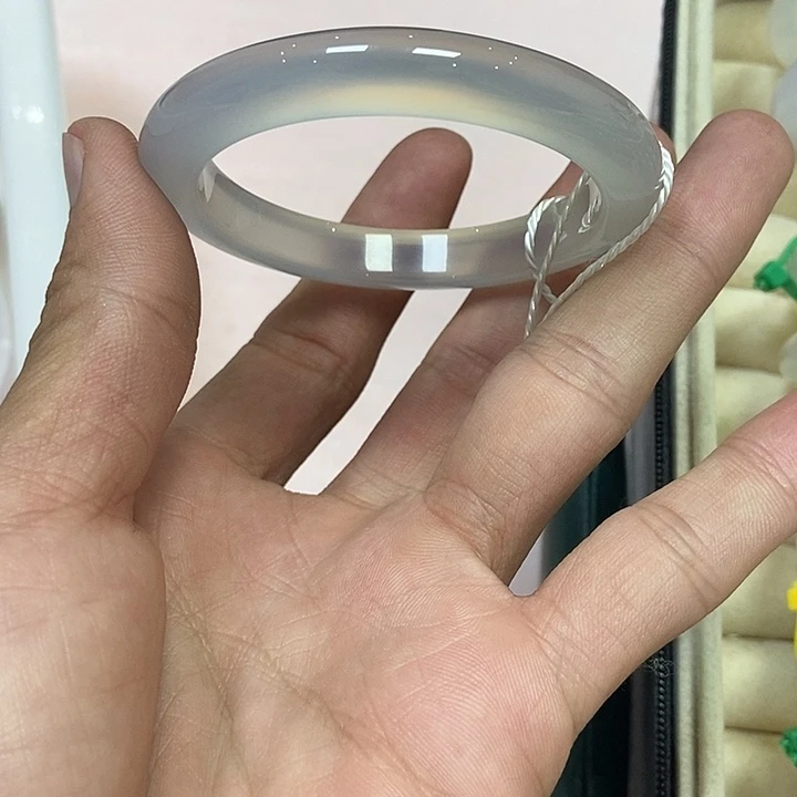 玛瑙/玉髓手镯未镶嵌罗****》124