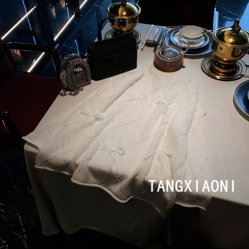 2店 白月光 手工蕾丝蝴蝶结针织衫