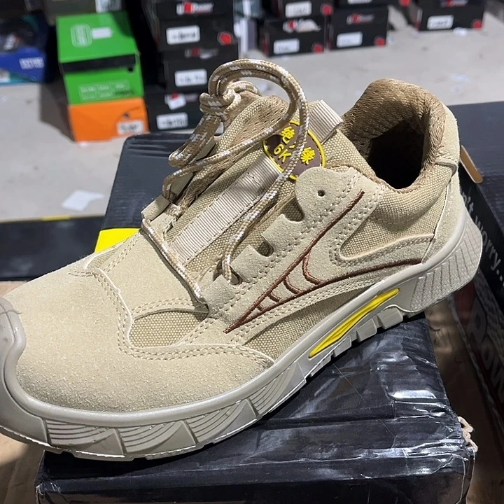 42码，编号160劳保鞋