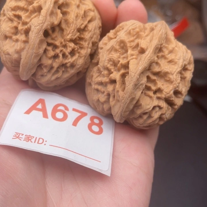 文玩核桃吊坠核桃