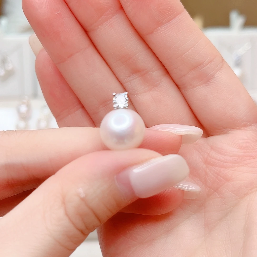 淡水珍珠吊坠(赠链)合金