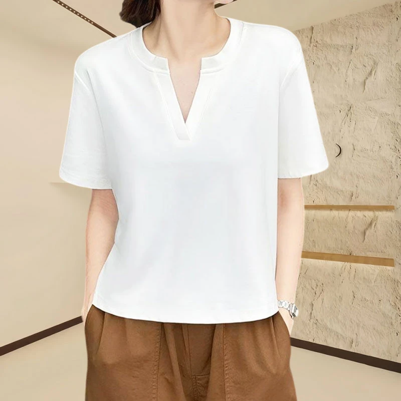 夏季新款时尚V领短袖2025休闲设计感显瘦上衣纯色正肩显瘦小衫