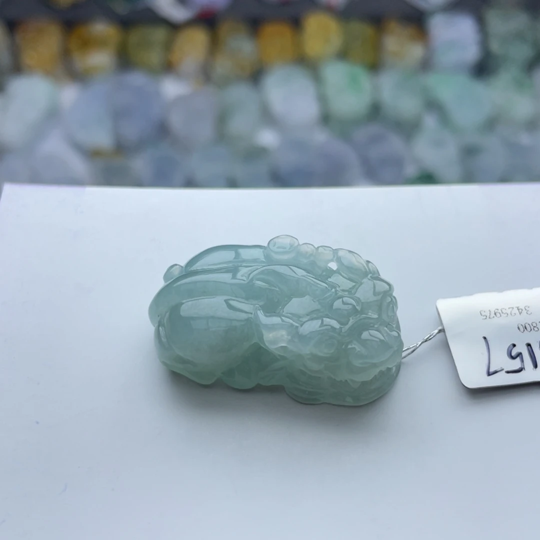 翡翠颈饰未镶嵌貔貅