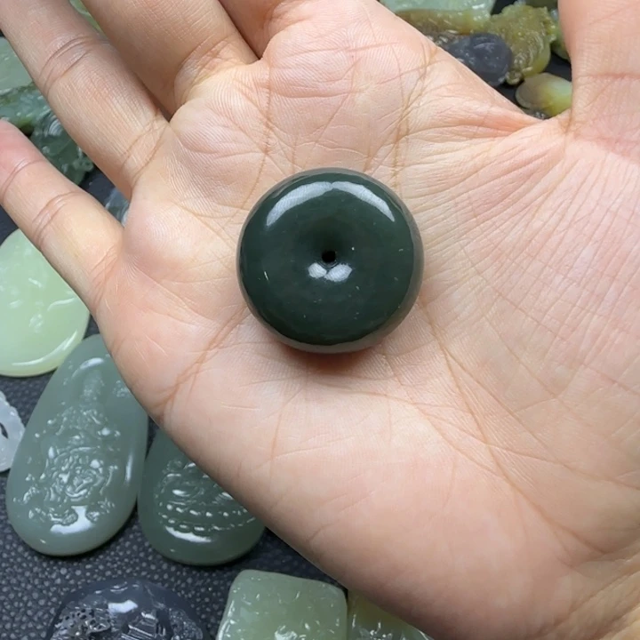 未镶嵌和田玉珠宝奇石