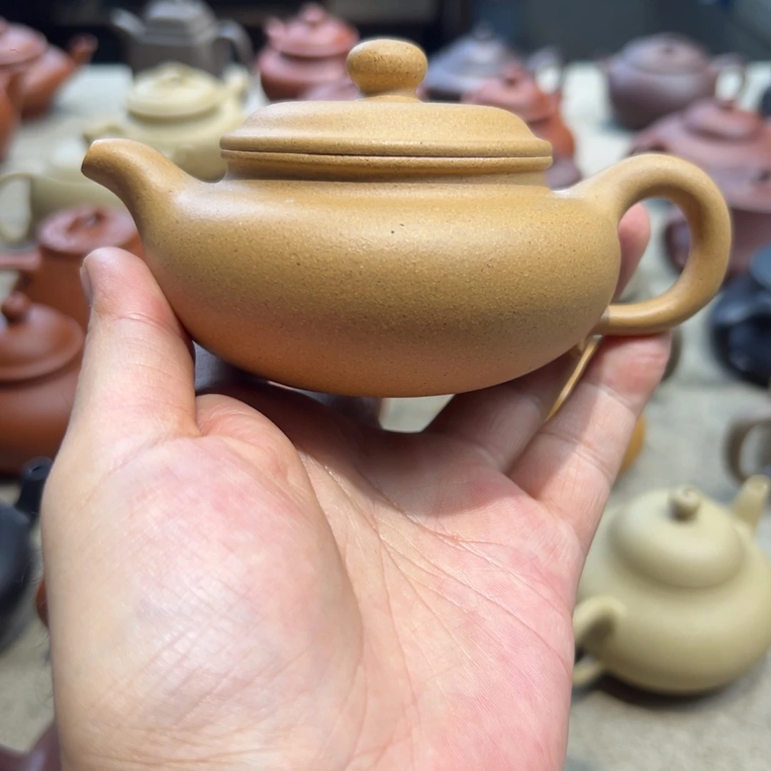 茶壶紫砂150毫升黄段扁腹仿古